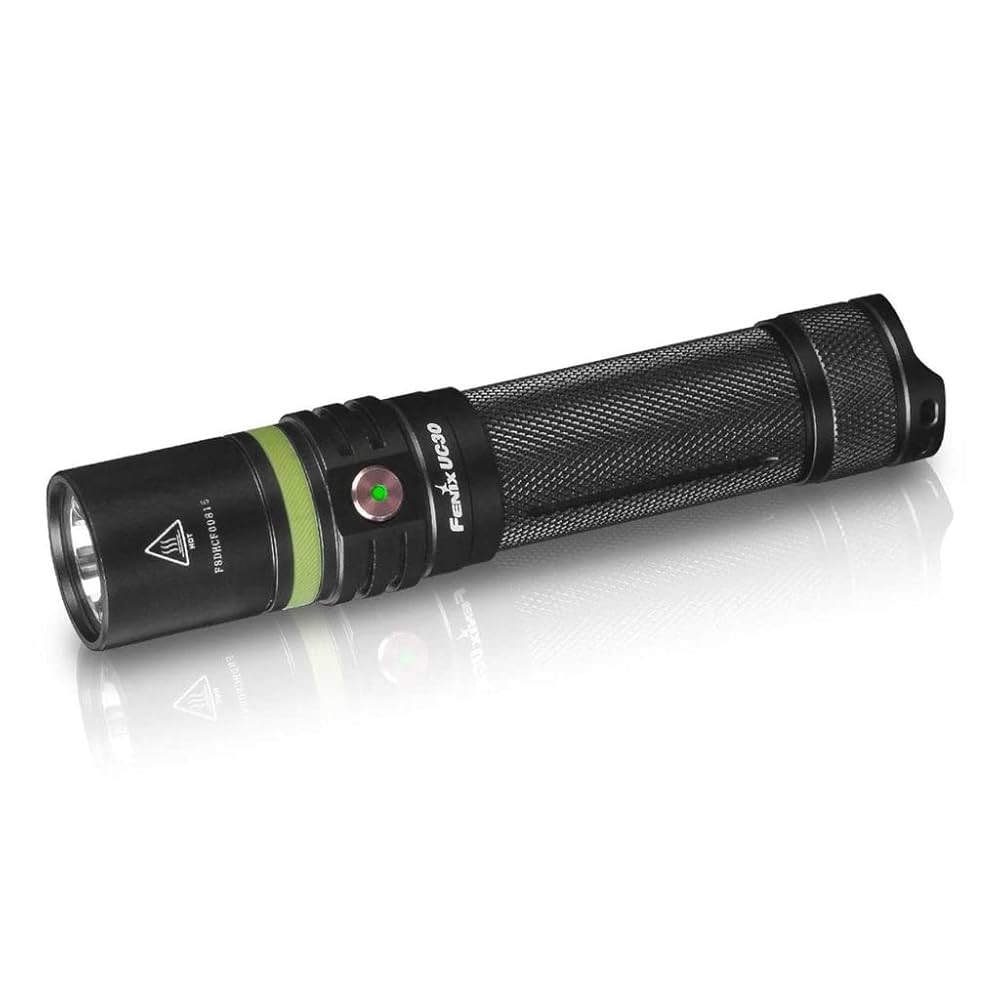 未使用！fenix フェニックス UC35 1000ルーメン ハンディライト Amazon.co.jp: FENIX(フェニックス) UC35 V2.0 XP-L HI V3 LED